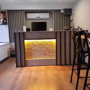 Evin Hotel Istanboel